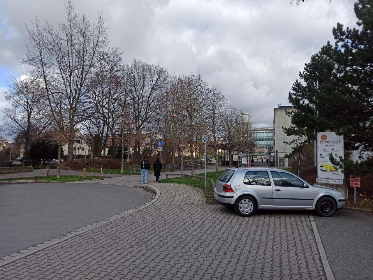 Xzllenz - 4 Schlafzimmer, Zentral, Parken, U-Bahn, 2 Baeder, 4 Smart-Tv, Optional Einzelbett Нюрнберг Екстериор снимка
